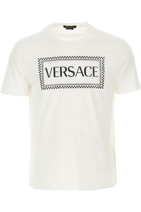 versace abbigliamento uomo|donna Versace pics.